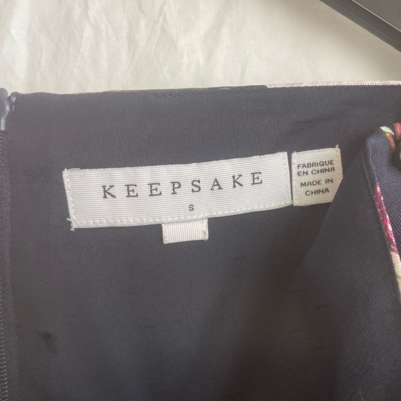 KEEPSAKE the Label Off-the-Shoulder Floral Romper Size Small - Picture 5 of 16